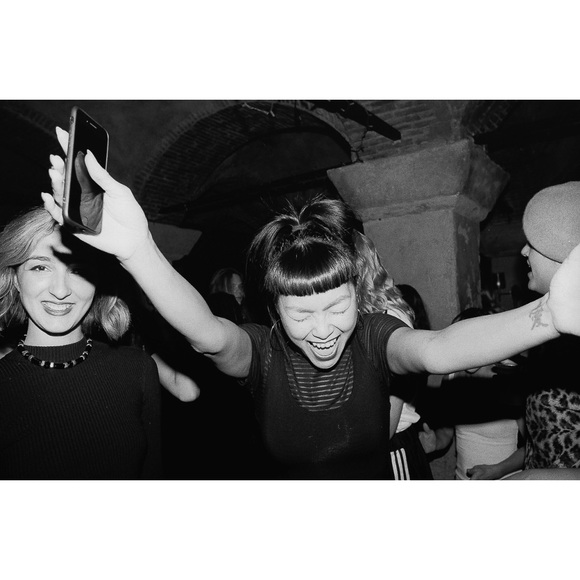 Meet the Posher - Picture 2 of 2